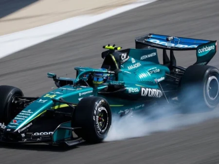 Fernando Alonso pide calma en Aston Martin